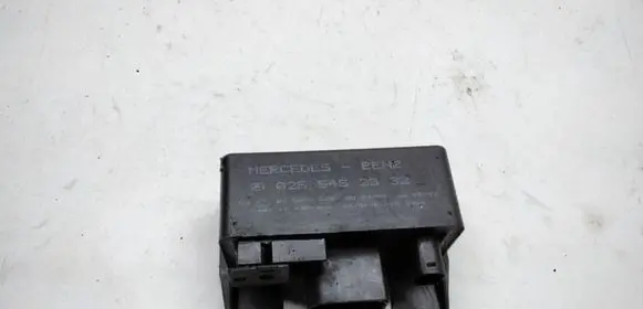 Mercedes-Benz A W168 Glow plug pre-heat relay 0255452832