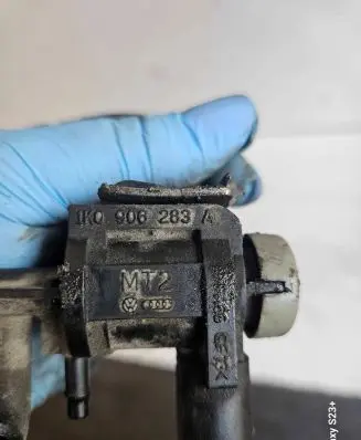 Audi A6 S6 C6 4F Turbo solenoid valve 1K0906283A