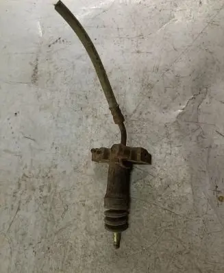 Clutch slave cylinder