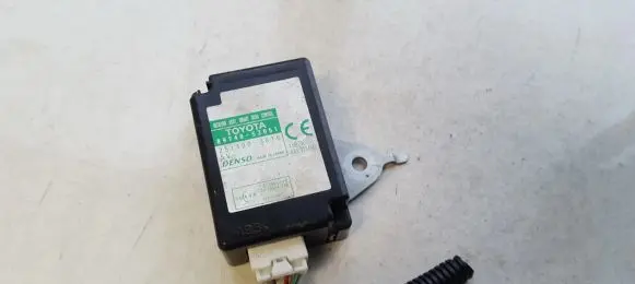 Lexus IS 220D-250-350 Door control unit/module 8974053051 89740-53051