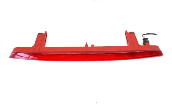 Audi A4 S4 B9 8W Third/center stoplight 4M0945097