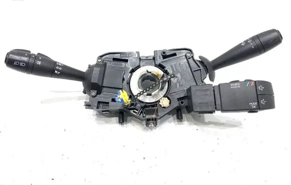 Dacia Dokker Wiper turn signal indicator stalk/switch 681728631R