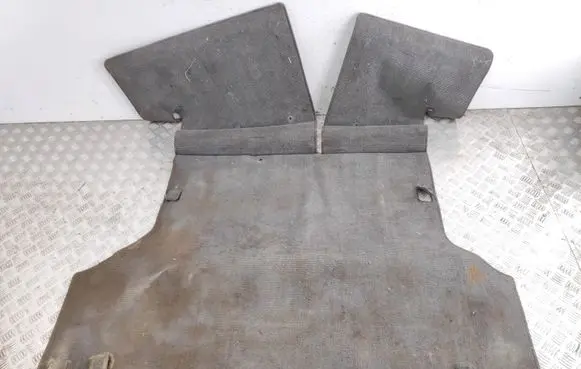 Trunk/boot mat liner