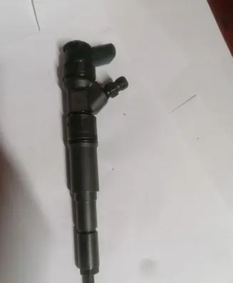 BMW 3 E90 E91 Fuel injector supply line/pipe 7794435 0445110209