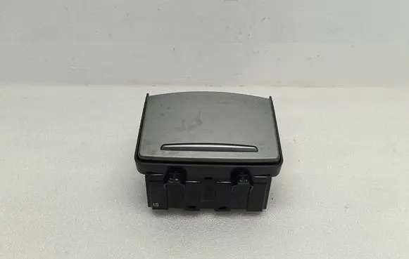 Audi A6 S6 C6 4F Cup holder front 4F1862533C