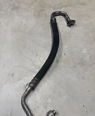 Ford C-MAX I Air conditioning (A/C) pipe/hose 