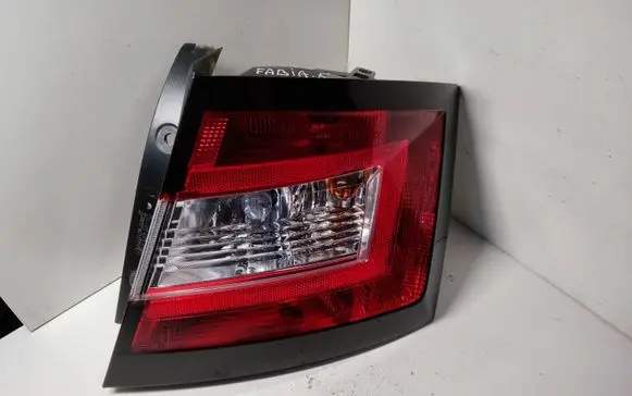 Skoda Fabia Mk3 (NJ) Rear/tail lights 6V6945096 6V6971017