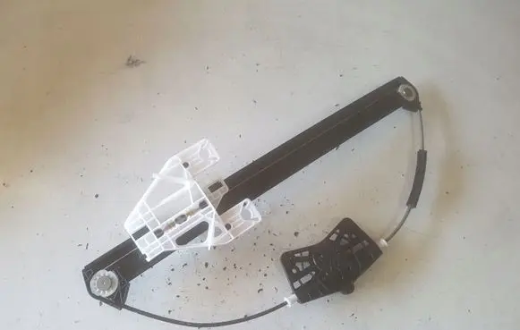 Audi Q2 - Rear door window regulator with motor 81A839462