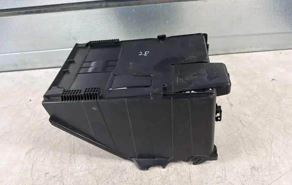 Peugeot 3008 I Battery box tray 9687472580