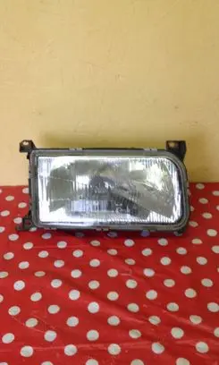 Volkswagen PASSAT B3 Headlight/headlamp 13348000