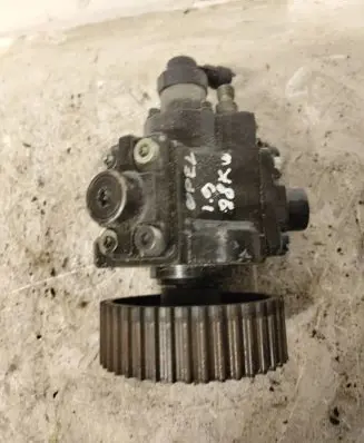 Opel Zafira B Fuel injection high pressure pump