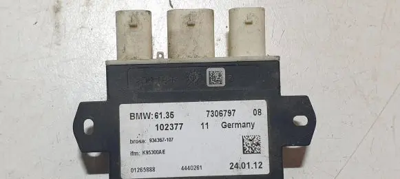 BMW 3 F30 F35 F31 Tailgate/trunk control unit/module 934367107 01265888 102377