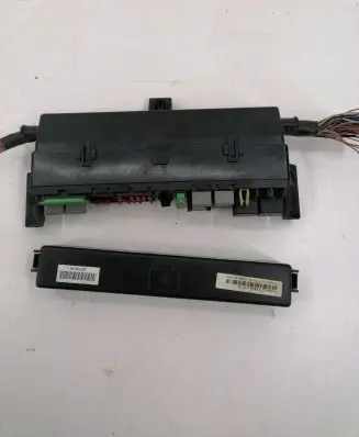 Cadillac CTS Fuse module 25774316