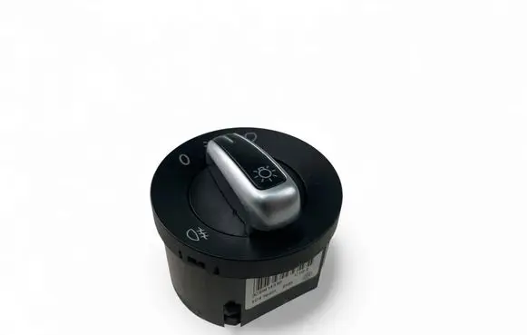 Volkswagen PASSAT B7 Light switch