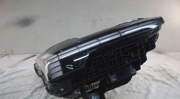 Volvo EX30 Headlight/headlamp 80000628 20240302