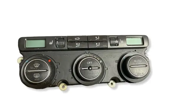 Volkswagen PASSAT B6 Climate control unit 74677512