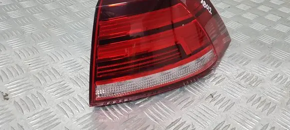 Volkswagen Golf VII Rear/tail lights 5G0945096Q 16420 L90120960