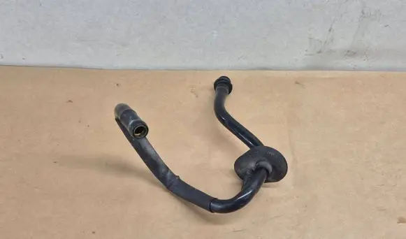 Audi A4 S4 B5 8D Vacuum line/pipe/hose 8d0611743