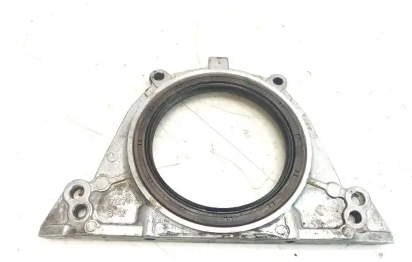Nissan Pathfinder R51 Crankshaft Holder 