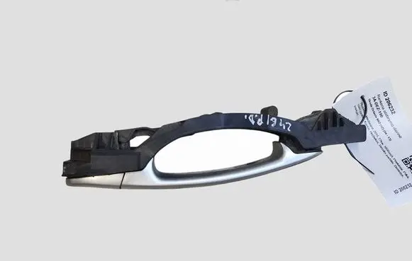 Skoda Octavia Mk2 (1Z) Front door exterior handle 6Q4839885