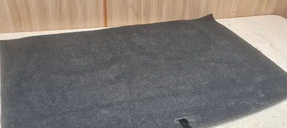 Trunk/boot floor carpet liner