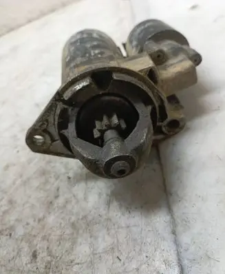 Opel Vectra B Starter motor 0001107045