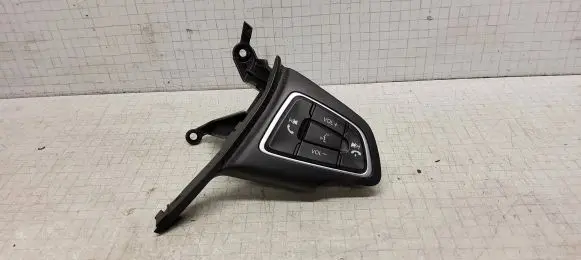 Ford Focus ST Steering wheel buttons/switches F1ET14K147CB