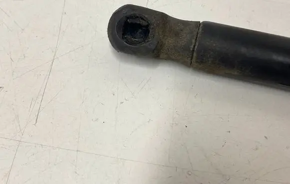 Opel Vectra C Tailgate/trunk strut/damper