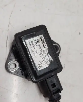 Audi A4 S4 B6 8E 8H ESP acceleration yaw rate sensor 8E0907637A 0265005245 0004325