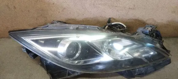 Mazda 6 Headlight/headlamp