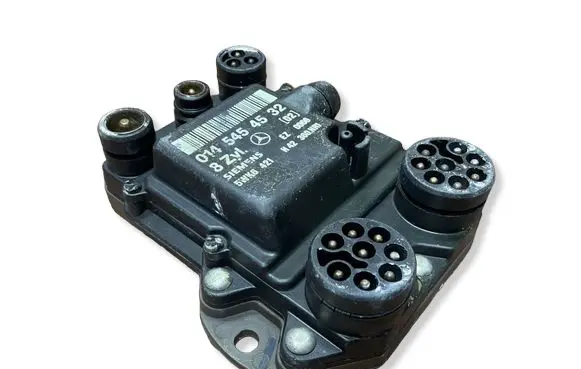 Mercedes-Benz S W140 Ignition amplifier control unit 0145454532