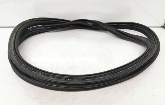 Volvo S80 Trunk rubber seal (body) 