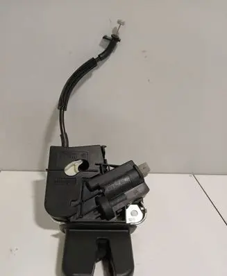 Audi A6 S6 C6 4F Tailgate/trunk/boot lock/catch/latch 4F5827505D