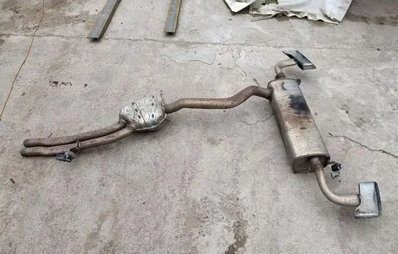 Audi Q7 4M Muffler/silencer 4M0253611N