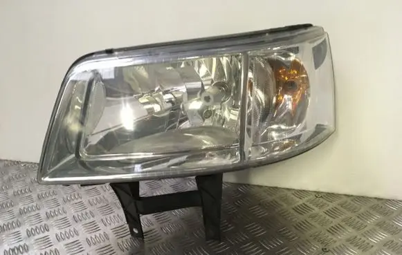 Volkswagen Transporter - Caravelle T5 Headlight/headlamp 030191301 7H1941015S
