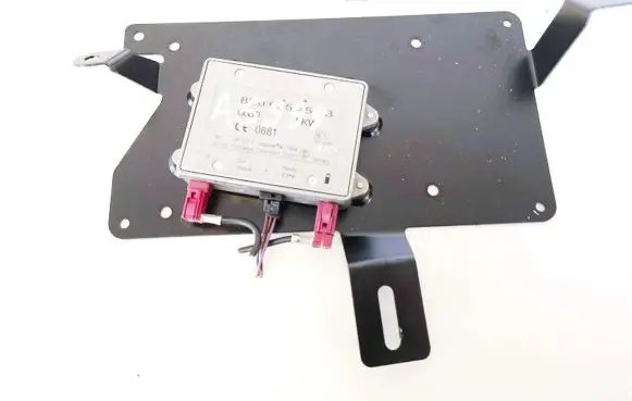 Audi A4 S4 B7 8E 8H Antenna control unit 8e0035456b