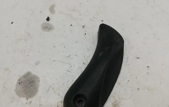 BMW 5 E60 E61 Engine bonnet (hood) release handle 51437008934 7008934