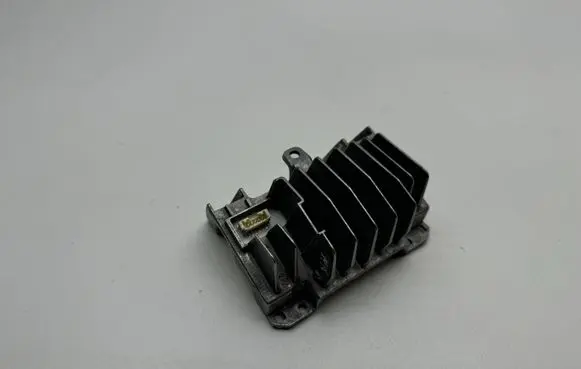 Mercedes-Benz C W205 LED ballast control module D142220 140800051400 G142227