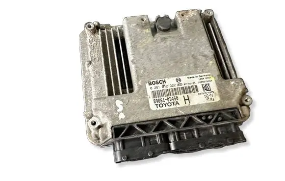 Toyota Yaris Engine control unit/module 0281012322 896610D450 1039S16484