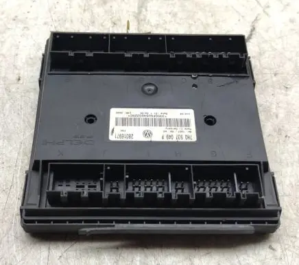 Volkswagen Transporter - Caravelle T5 Comfort/convenience module 7H0937049P 28016971 3350FGU5500ZZCC