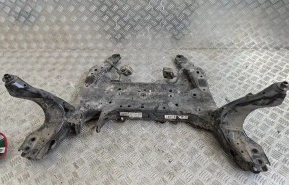 BMW 1 F40 Front subframe 6872729