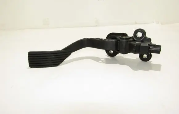 Citroen C-Crosser Accelerator throttle pedal 06222A2A0354