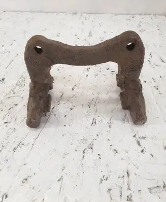 Audi A6 S6 C4 4A Brake caliper pad carrier rear 