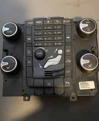 Volvo V70 Climate control unit 31398065 M4023300240 14W02E05