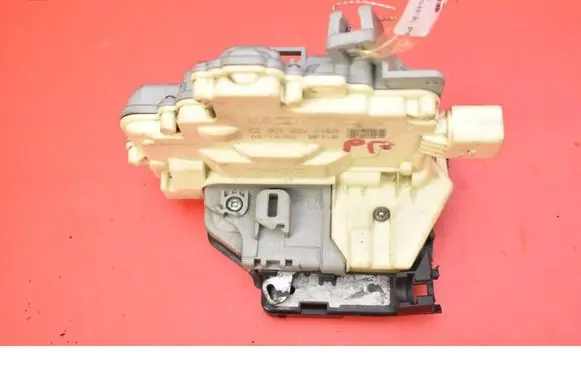 Audi Q7 4L Front door lock 3C1837016A