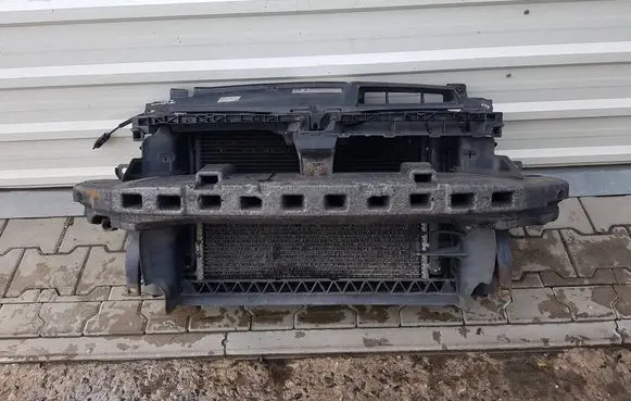 Volkswagen Scirocco Radiator support slam panel
