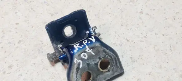 Peugeot 307 Front door upper hinge ES70