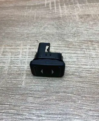 Ford Focus Electric window control switch 6M2T14529AD