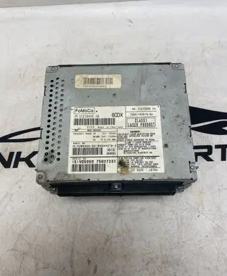 Volvo XC70 Radio/CD/DVD/GPS head unit 31210434 75027231 34N595C