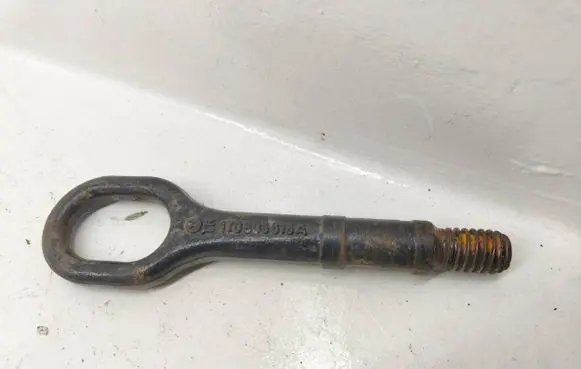 Skoda Octavia Mk2 (1Z) Towing hook eye 1T0805615A